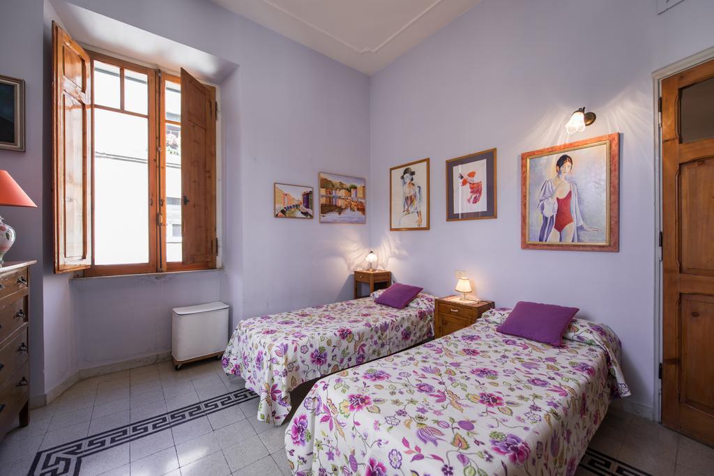 Colosseo Holiday House Roma Exterior foto